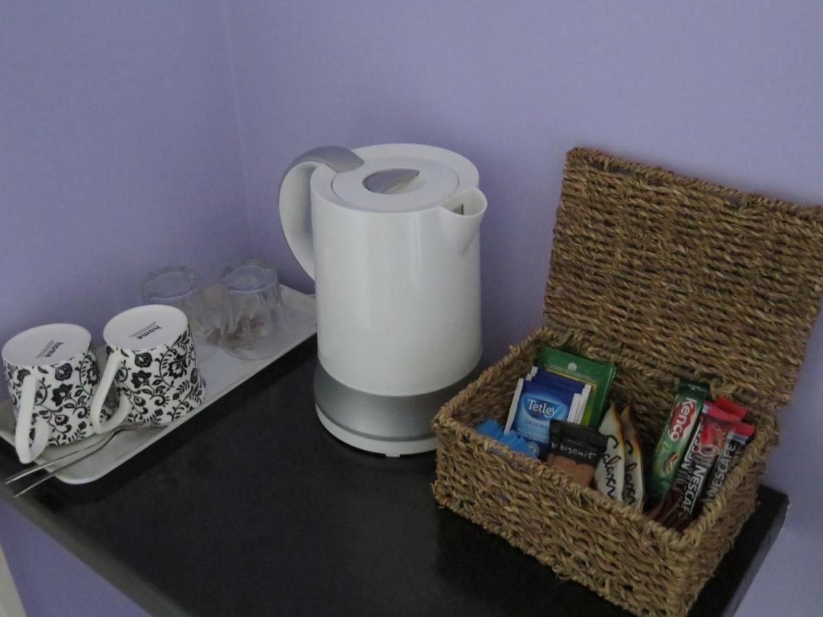 Acer Lodge Bed & Breakfast 펀드포드 객실 사진